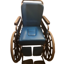 Poltrona Comoda con Wc Grazia Surace - Usato