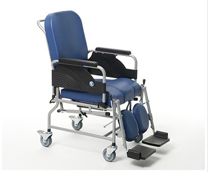 Sedia Comoda Con Ruote Modello 9303