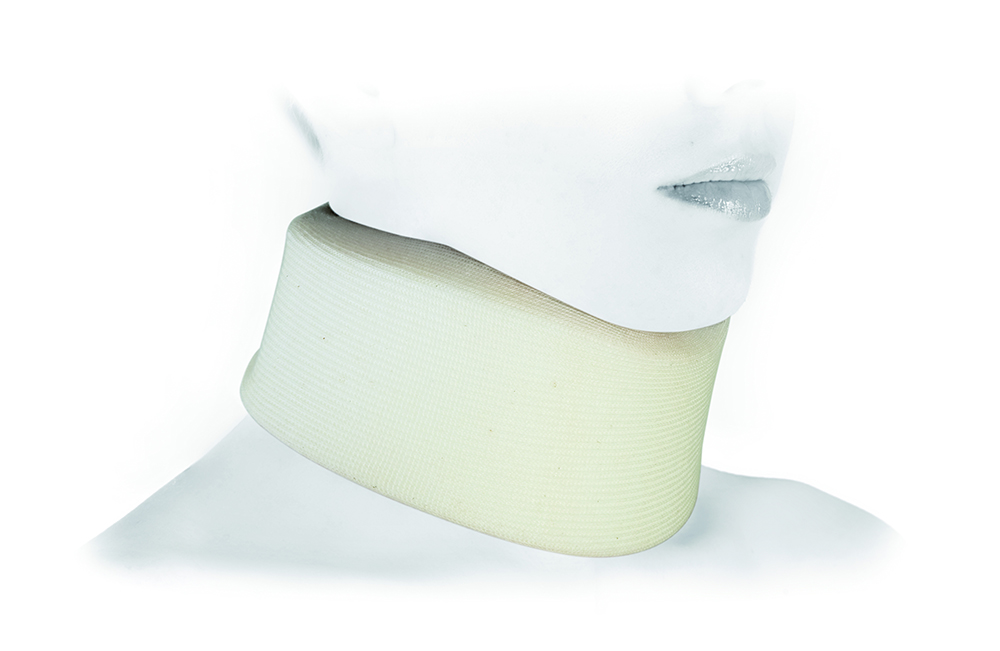 Mopedia collare cervicale morbido anatomico 8 cm in gommapiuma rivestito poliammide chiusura velcro