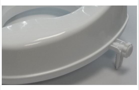 Sedile Universale con Coperchio - in Polipropilene